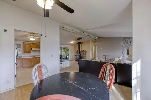 10125 Frazier Rd, Redding, CA 96003 photo 4