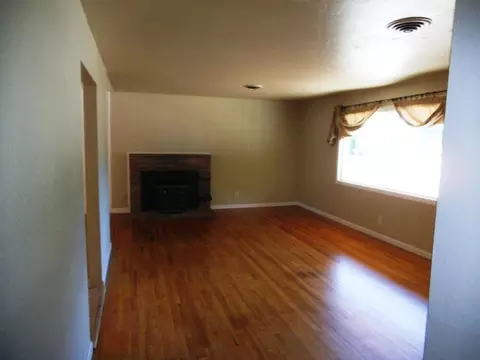 458 Rome Ave, Redding, CA 96001 photo 11