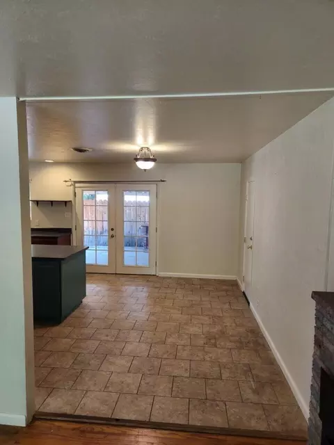 458 Rome Ave, Redding, CA 96001 photo 5