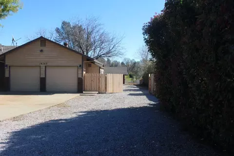 19745 Midland Dr, Redding, CA 96003 photo 51