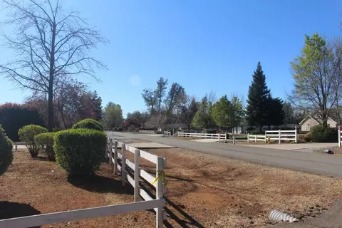 19745 Midland Dr, Redding, CA 96003 photo 77