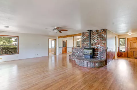 19745 Midland Dr, Redding, CA 96003 photo 9