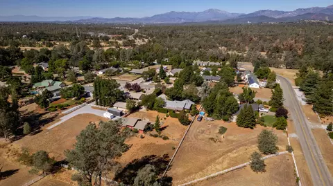 19745 Midland Dr, Redding, CA 96003 photo 71