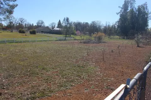 19745 Midland Dr, Redding, CA 96003 photo 57