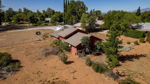 19745 Midland Dr, Redding, CA 96003 photo 72