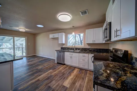2793 Churn Ct, Redding, CA 96002 photo 11