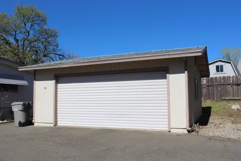 3749 Magnums Way, Redding, CA 96003 photo 3