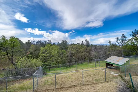 18352 View Point Dr, Anderson, CA 96007 photo 24