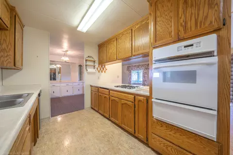 18352 View Point Dr, Anderson, CA 96007 photo 15