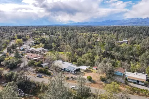 18352 View Point Dr, Anderson, CA 96007 photo 37