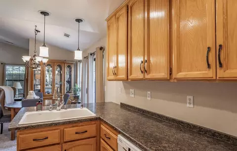 237 Vintage Path, Redding, CA 96003 photo 10