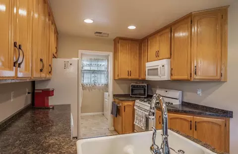 237 Vintage Path, Redding, CA 96003 photo 9