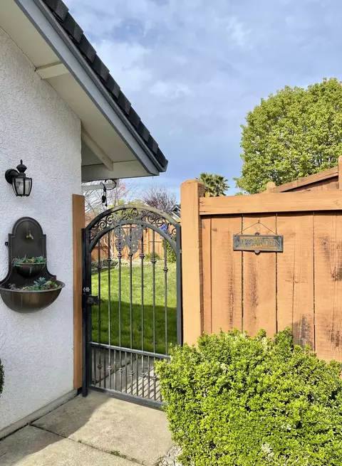 237 Vintage Path, Redding, CA 96003 photo 18