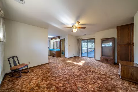 8342 Green Acres Ln, Redding, CA 96002 photo 12