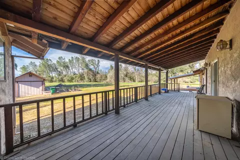 8342 Green Acres Ln, Redding, CA 96002 photo 23