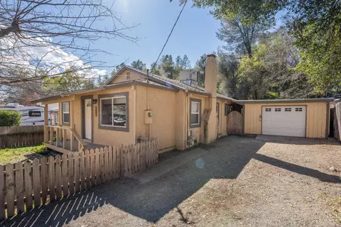 4650 Cedars Rd, Redding, CA 96001 photo 1
