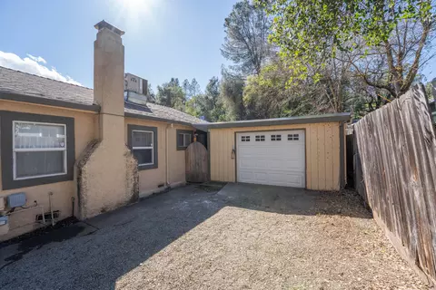 4650 Cedars Rd, Redding, CA 96001 photo 4