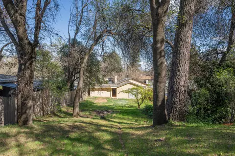 4650 Cedars Rd, Redding, CA 96001 photo 28