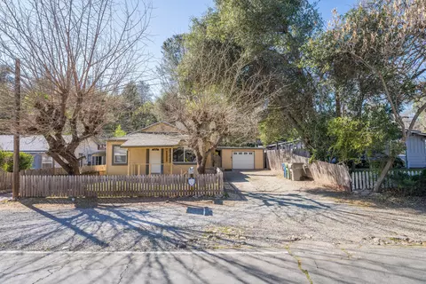 4650 Cedars Rd, Redding, CA 96001 photo 3