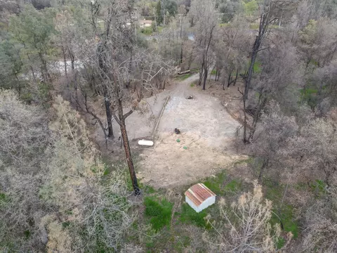 13714 Old Oregon Trl, Redding, CA 96003 photo 9
