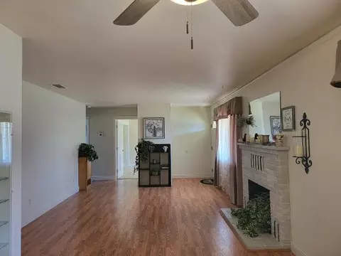 2290 Belladonna St, Redding, CA 96002 photo 3