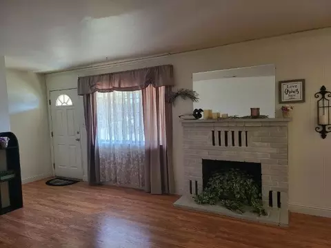 2290 Belladonna St, Redding, CA 96002 photo 5