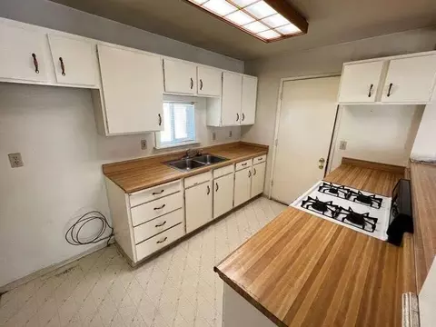 20661 Roff Way, Burney, CA 96013 photo 5