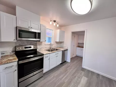 2601 Wyndham Ln, Redding, CA 96001 photo 8