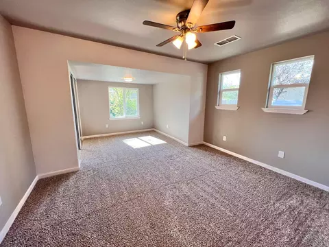 2601 Wyndham Ln, Redding, CA 96001 photo 13