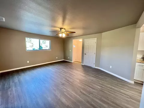 2601 Wyndham Ln, Redding, CA 96001 photo 10