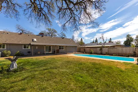 6804 Riata Dr, Redding, CA 96002 photo 23