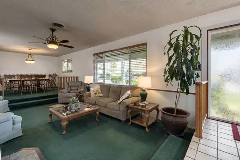 6804 Riata Dr, Redding, CA 96002 photo 3