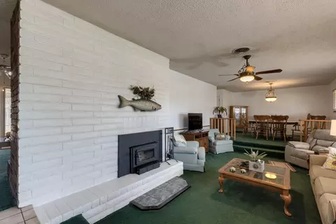6804 Riata Dr, Redding, CA 96002 photo 4