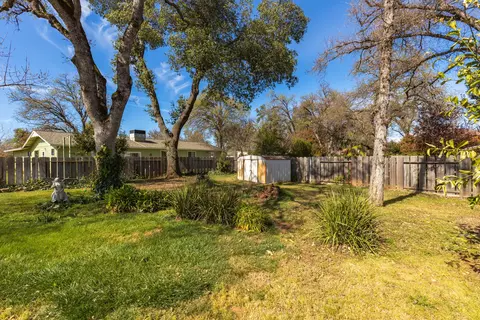 6804 Riata Dr, Redding, CA 96002 photo 25