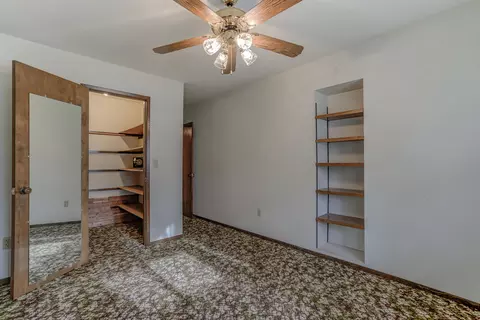6585 Lucerne Ct, Redding, CA 96001 photo 38
