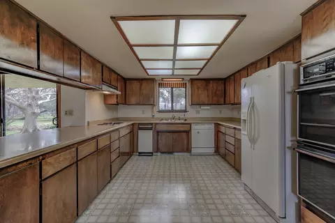 6585 Lucerne Ct, Redding, CA 96001 photo 15