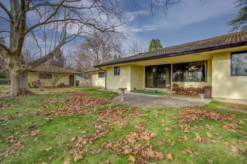6585 Lucerne Ct, Redding, CA 96001 photo 55