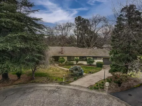 6585 Lucerne Ct, Redding, CA 96001 photo 3