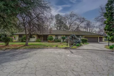 6585 Lucerne Ct, Redding, CA 96001 photo 1