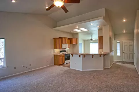 1252 Snowcap Trl, Redding, CA 96003 photo 8