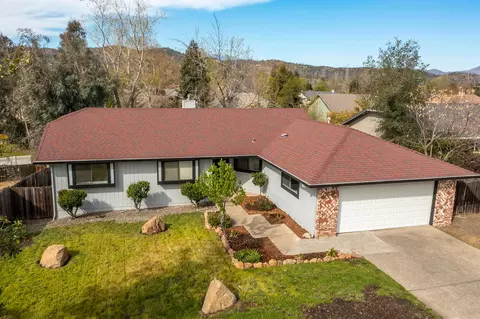 1974 Mary Lake Dr, Redding, CA 96001 photo 1