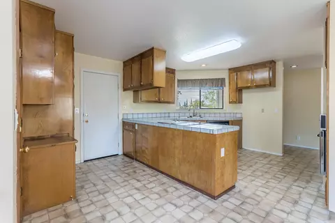1974 Mary Lake Dr, Redding, CA 96001 photo 11