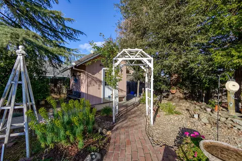 2447 Amethyst Way, Redding, CA 96003 photo 30