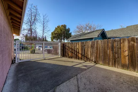 2447 Amethyst Way, Redding, CA 96003 photo 26