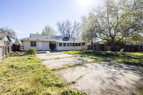 121 Woodhill Dr, Redding, CA 96003 photo 14