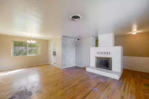 5075 Huntington, Redding, CA 96002 photo 4