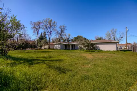5075 Huntington, Redding, CA 96002 photo 30