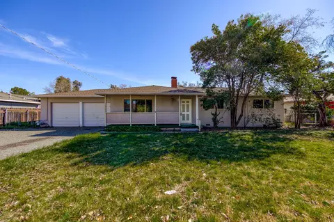 5075 Huntington, Redding, CA 96002 photo 1