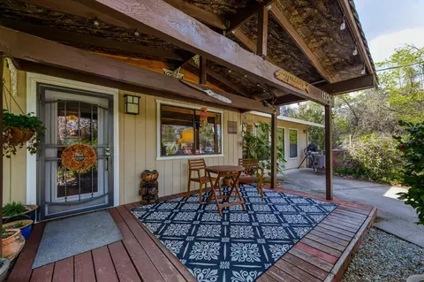 12124 Romar St, Redding, CA 96003 photo 2