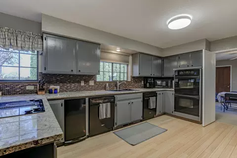 14595 Kinney Ave, Red Bluff, CA 96080 photo 12